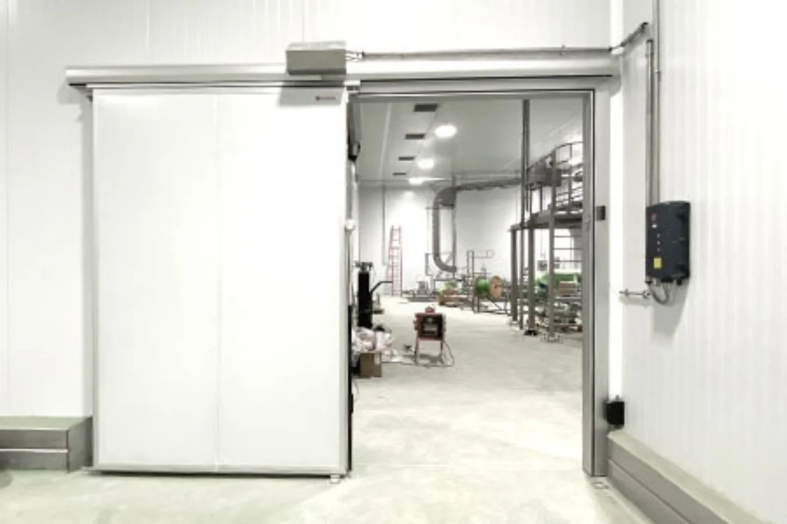 Cold room door system