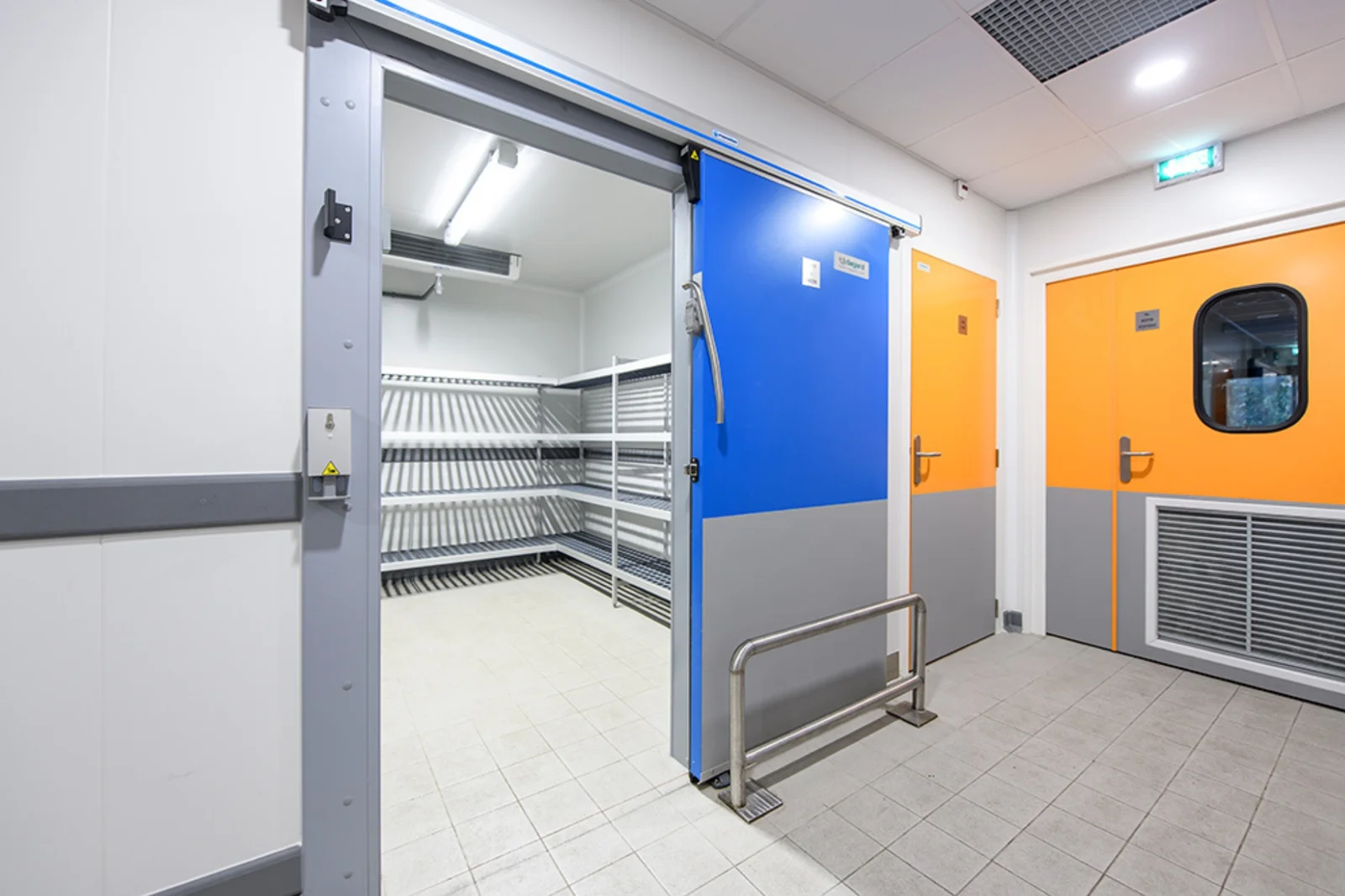 Walk-in cold room interior